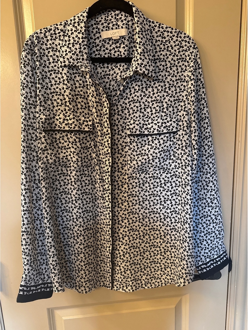 LOFT Women's Long Sleeve Button-Up Blouse with Black and White Abstract Print, P